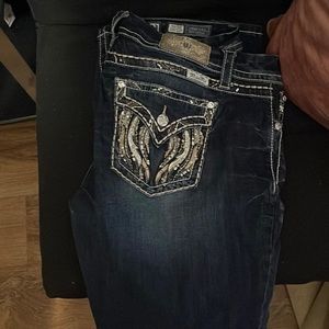 Miss Me Jeans. Only worn twice. Size 33